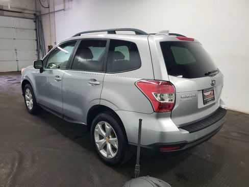 Used 2016 Subaru Forester 2.5i Premium w/ All-Weather Package AWD/4WD image 5