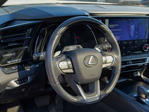 Used 2023 Lexus RX 350 w/ Accessory Package (2T) AWD/4WD image 20