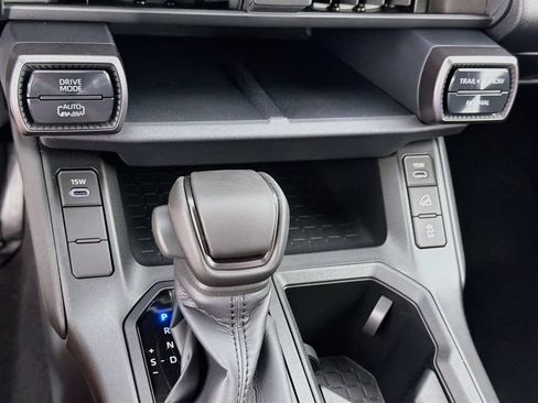 New 2026 Toyota RAV4 SE AWD/4WD image 19