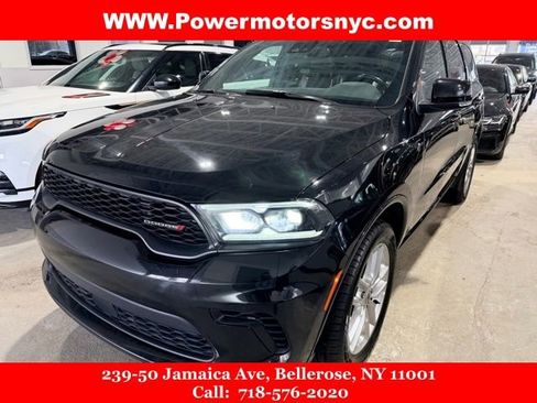 Used 2024 Dodge Durango GT image 1