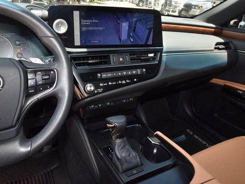 Used 2023 Lexus ES 350 w/ Premium Package FWD image 26