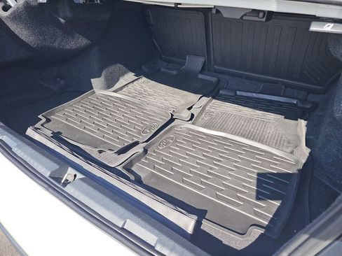 Used 2023 Subaru Legacy Premium image 21