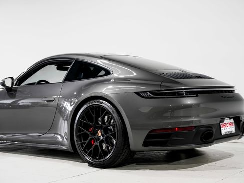 Used 2024 Porsche 911 Carrera S RWD image 37