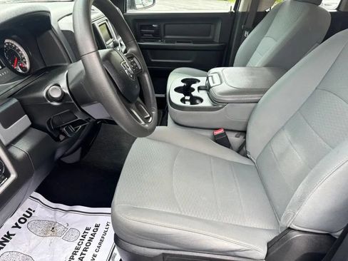 Used 2018 RAM 1500 Express w/ Express Value Package AWD/4WD image 10
