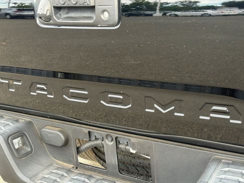 Used 2019 Toyota Tacoma SR RWD image 8