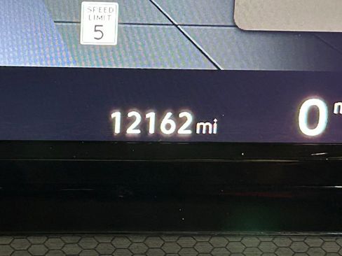 Used 2024 Volkswagen GTI SE image 27