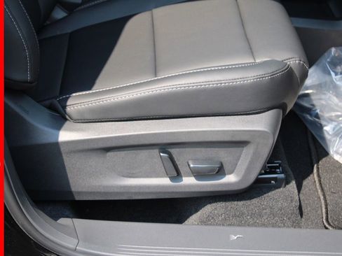 New 2025 Nissan Murano SV w/ Cargo Package image 15