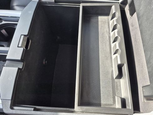 Certified 2024 Ford F250 Lariat w/ Lariat Ultimate Package image 33