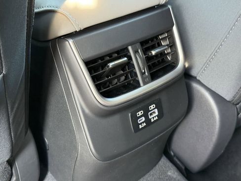 New 2025 Subaru Outback Premium image 28