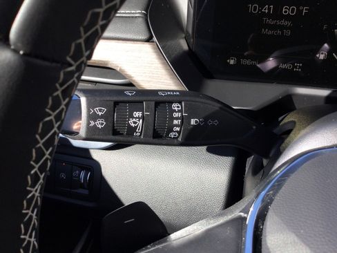 New 2026 GMC Acadia Denali w/ Super Cruise Package image 16