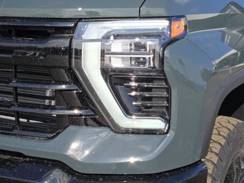 New 2026 Chevrolet Silverado 2500 LT w/ Trail Boss Package image 6