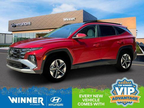 New 2025 Hyundai Tucson SEL image 2