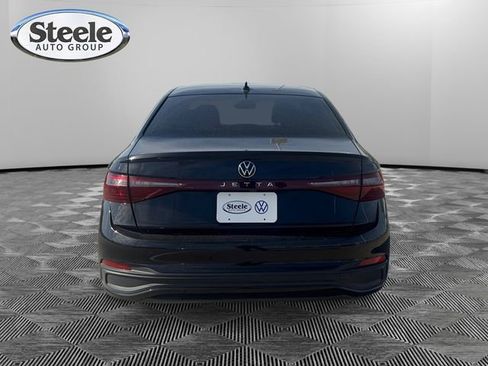 Used 2025 Volkswagen Jetta S FWD image 4