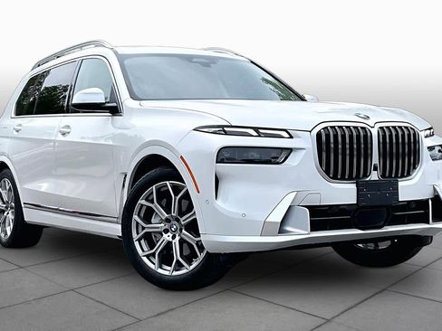 Certified 2024 BMW X7 xDrive40i AWD/4WD image 2