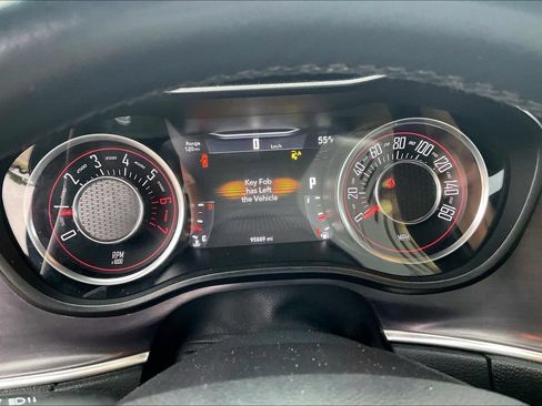 Used 2015 Dodge Challenger R/T w/ Quick Order Package 28B R/T RWD image 20