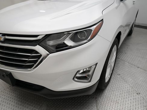 Used 2020 Chevrolet Equinox Premier image 23