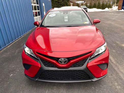 Used 2019 Toyota Camry SE w/ Audio Package image 12
