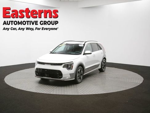 Used 2023 Kia Niro Wave image 57