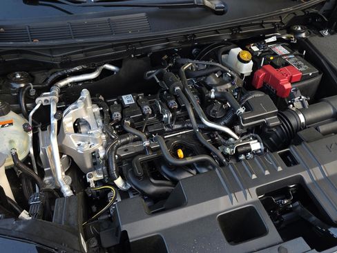 Certified 2026 Nissan Kicks S image 20