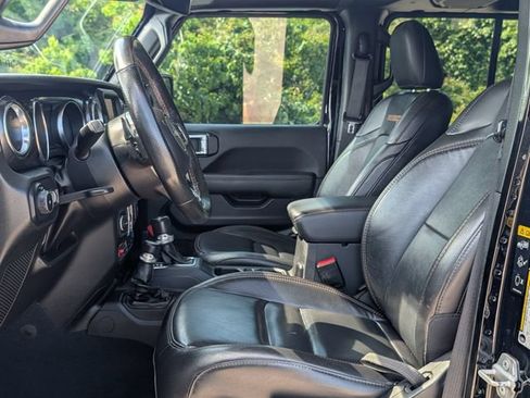Used 2022 Jeep Wrangler Unlimited Rubicon w/ Trailer Tow Package AWD/4WD image 13