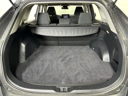 Used 2021 Toyota RAV4 LE image 63