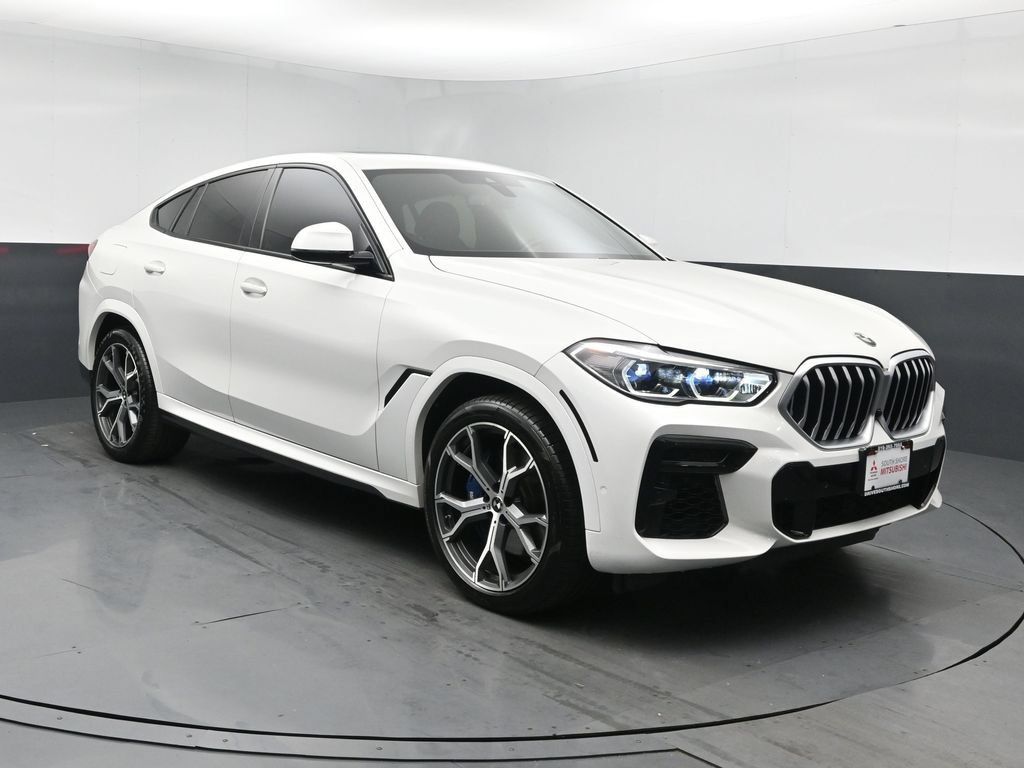 Used 2022 BMW X6 xDrive40i w/ Executive Package AWD/4WD image 2