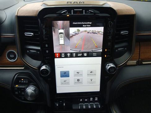 Used 2023 RAM 1500 Limited AWD/4WD image 9