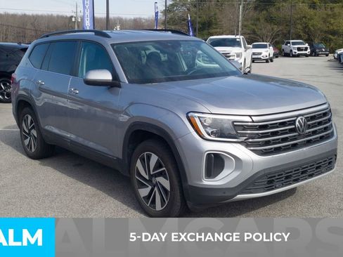 Used 2024 Volkswagen Atlas SE image 4