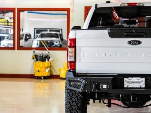 Used 2021 Ford F250 XLT w/ FX4 Off-Road Package AWD/4WD image 41