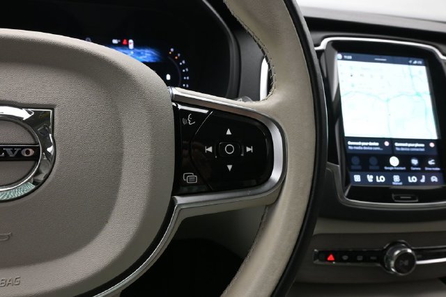 Used 2024 Volvo XC90 B6 Plus w/ Protection Package Premier AWD/4WD image 24