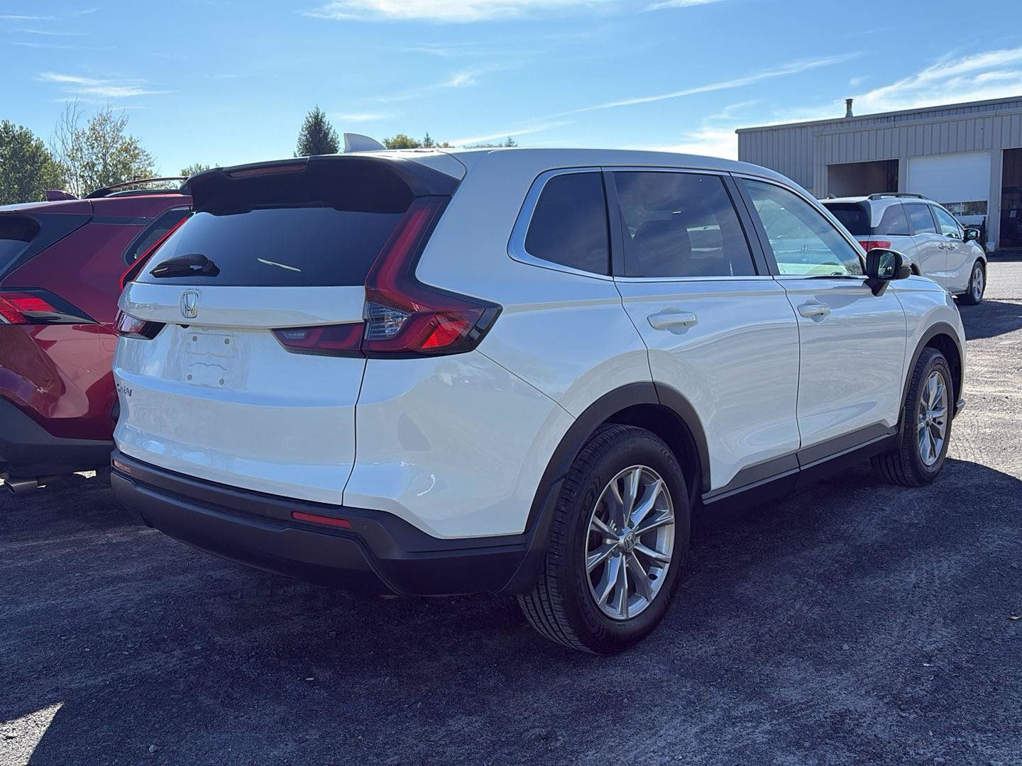 Used 2023 Honda CR-V EX-L image 3