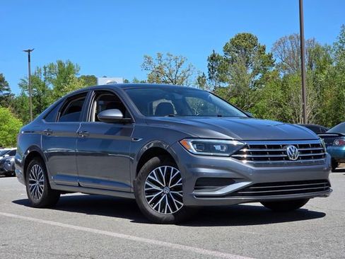 Used 2019 Volkswagen Jetta SEL FWD image 18