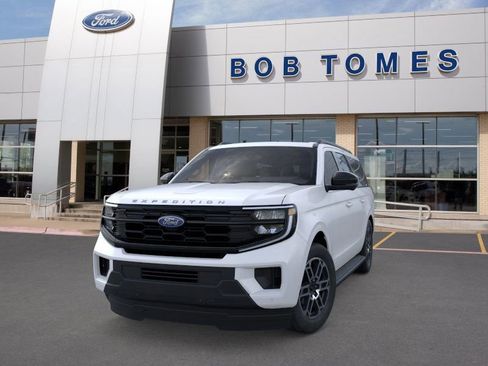 New 2025 Ford Expedition Max Active image 2
