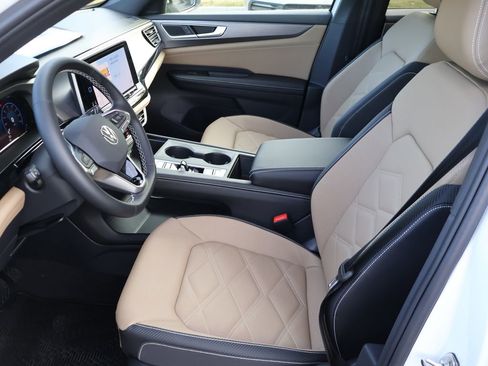 New 2026 Volkswagen Atlas Cross Sport SE AWD/4WD image 41