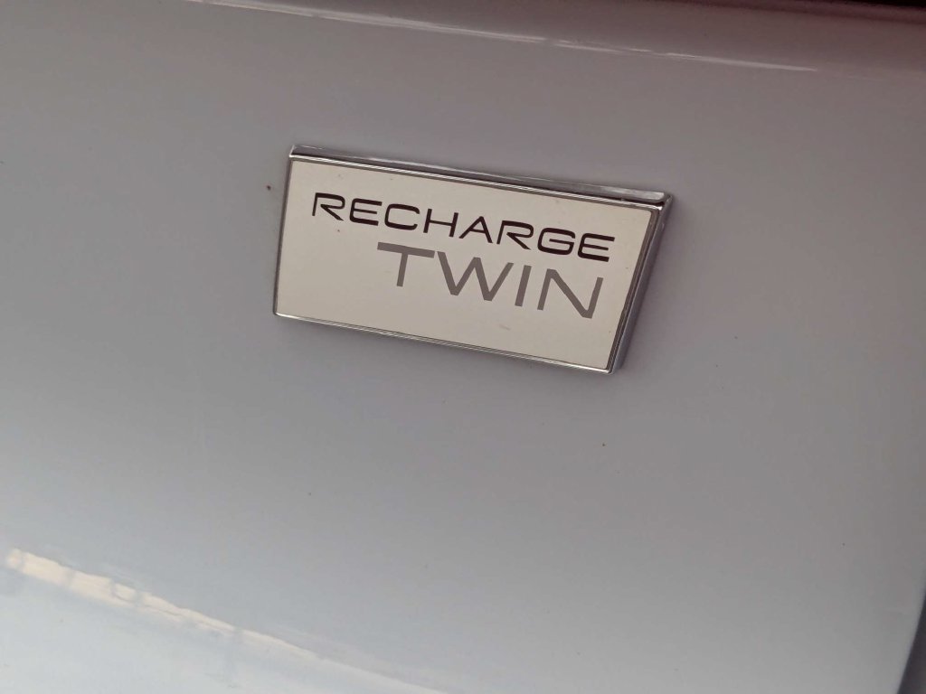 Certified 2024 Volvo C40 Recharge Core AWD/4WD image 14
