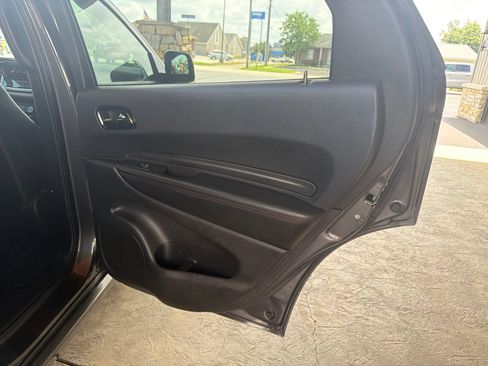 Used 2021 Dodge Durango R/T w/ Blacktop Package AWD/4WD image 7