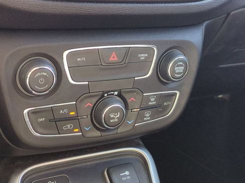 Used 2019 Jeep Compass Sport FWD image 24