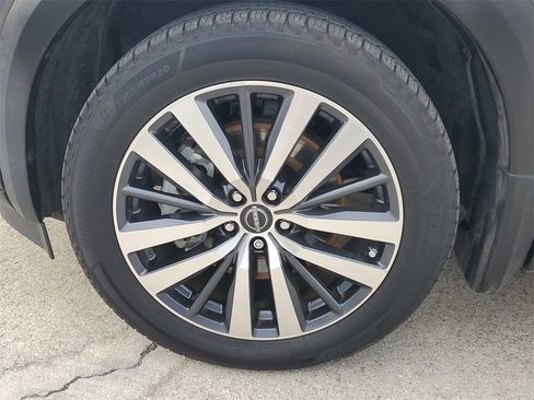 Certified 2022 Nissan Pathfinder Platinum w/ Cargo Package image 12