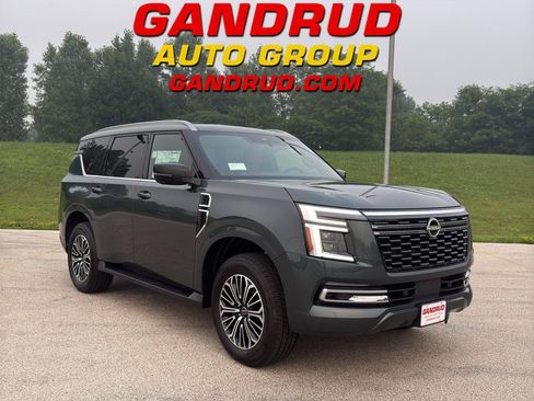 New 2026 Nissan Armada SL w/ Captain's Chari Seat Package AWD/4WD image 1