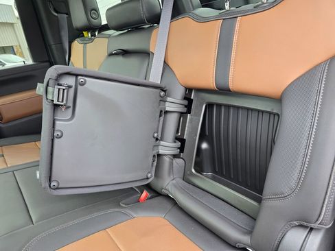 Used 2021 Chevrolet Silverado 2500 High Country w/ Z71 Off-Road Package image 14