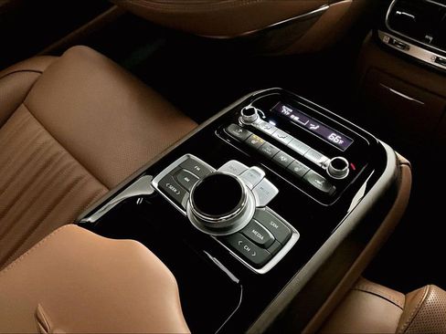Used 2020 Genesis G90 3.3T Premium AWD/4WD image 25