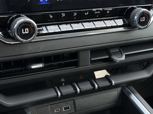 New 2026 Chevrolet Colorado Trail Boss image 17