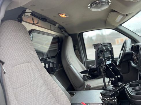 Used 2014 Chevrolet Express 3500 3500 Cargo w/ Express Access Plus Package image 34