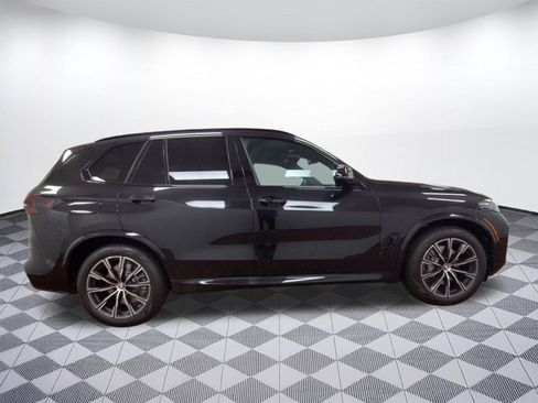 Used 2026 BMW X5 xDrive50e w/ M Sport Package image 8