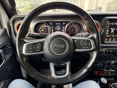 Used 2021 Jeep Gladiator Mojave image 14