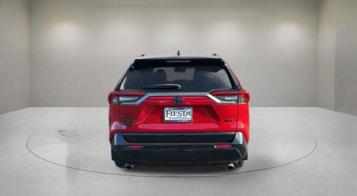 Used 2022 Toyota RAV4 XSE w/ Weather Package AWD/4WD image 3