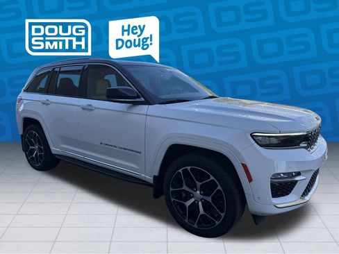 Used 2023 Jeep Grand Cherokee Summit image 5