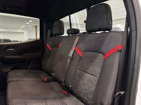 Used 2024 Chevrolet Colorado Z71 w/ Z71 Convenience Package 2 image 17