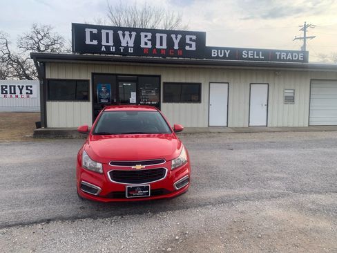 Used 2015 Chevrolet Cruze LT image 7