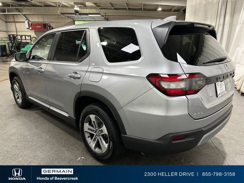 Used 2023 Honda Pilot EX-L image 6